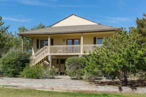 Pelican Palace by Oak Island Accommodations